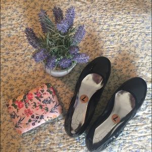 Jessica Simpson Black Patent Ballet Flats